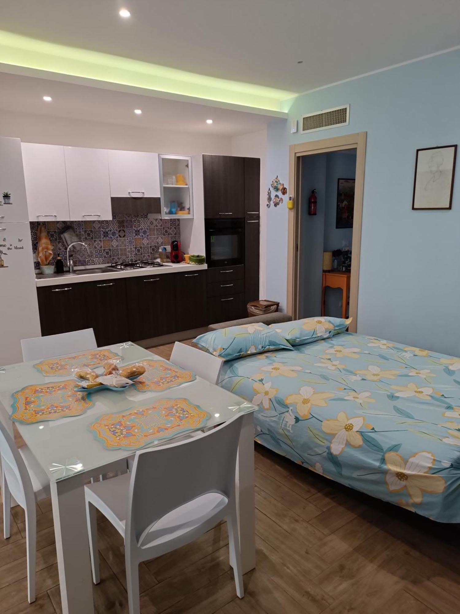 Casa Azzurra Daire Giardini Naxos Dış mekan fotoğraf